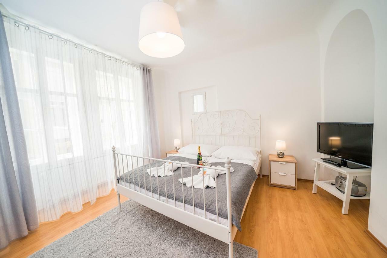Apartments Pushkin Prag Dış mekan fotoğraf