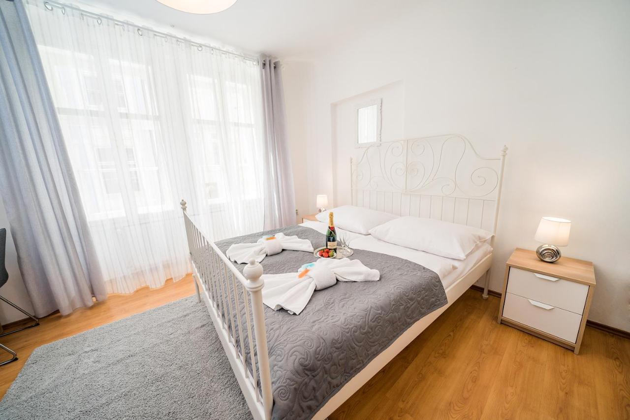 Apartments Pushkin Prag Dış mekan fotoğraf